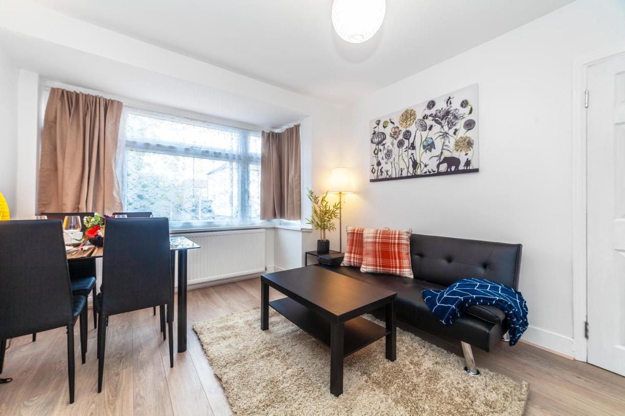 Autonomous 2 Bdr Apartment With Garden And Parking Enfield Exterior photo